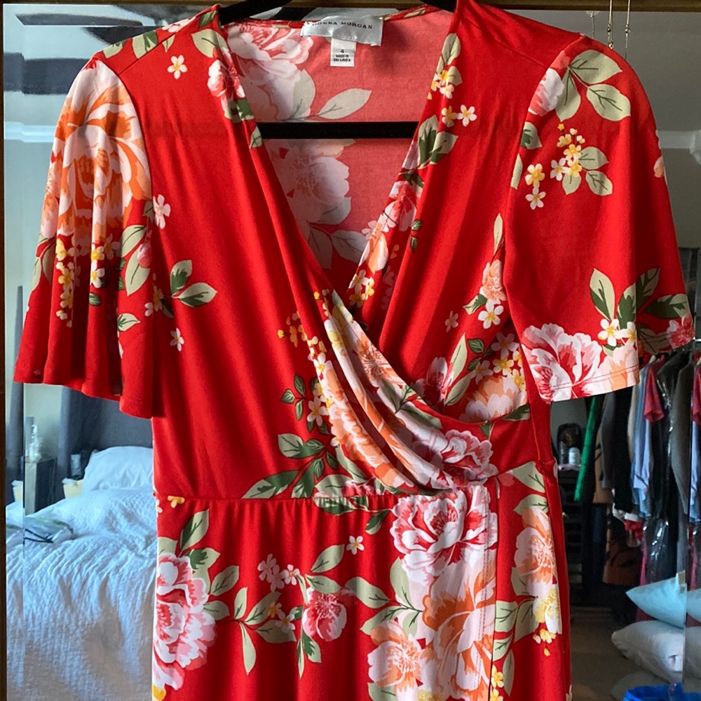 Donna Morgan dress in size 4.